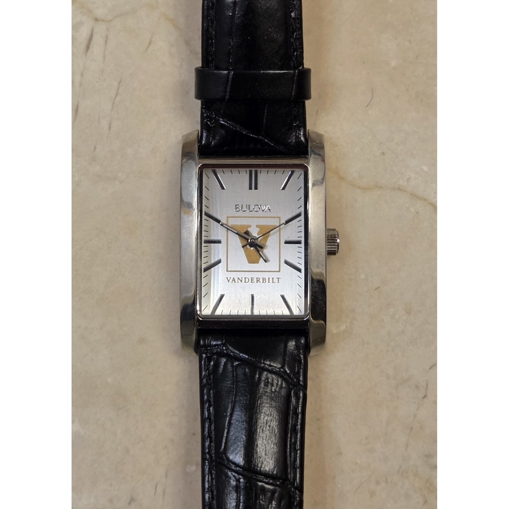 Bulova Tank Vanderbilt‎ Collegiate Watch New Battery - Picture 3 of 7